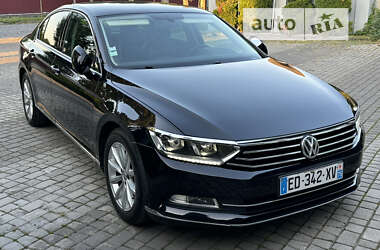 Седан Volkswagen Passat 2016 в 