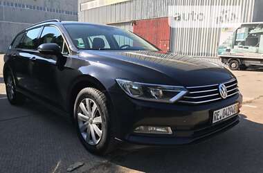 Универсал Volkswagen Passat 2017 в 