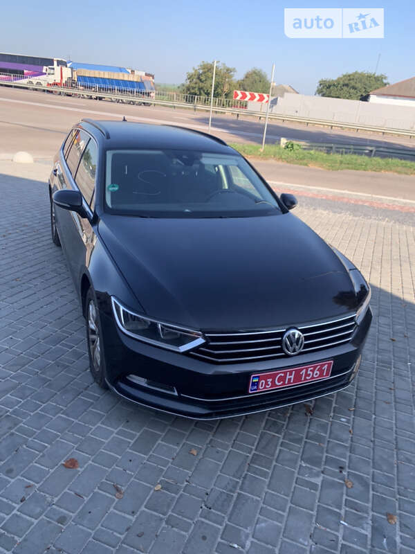Универсал Volkswagen Passat 2019 в Ровно