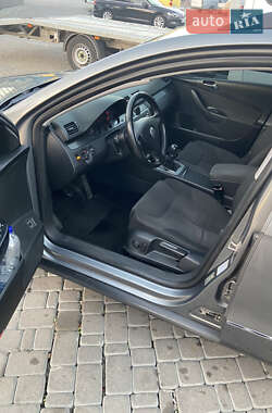 Универсал Volkswagen Passat 2005 в Черновцах