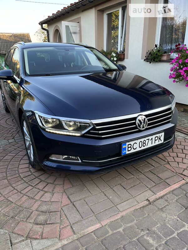 Универсал Volkswagen Passat 2015 в Львове