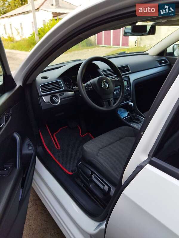 Седан Volkswagen Passat 2015 в Вознесенську