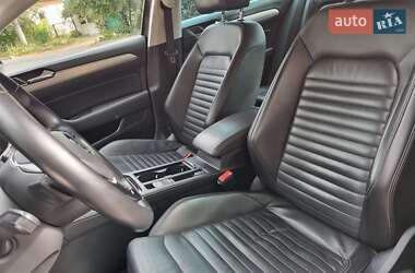 Седан Volkswagen Passat 2018 в 