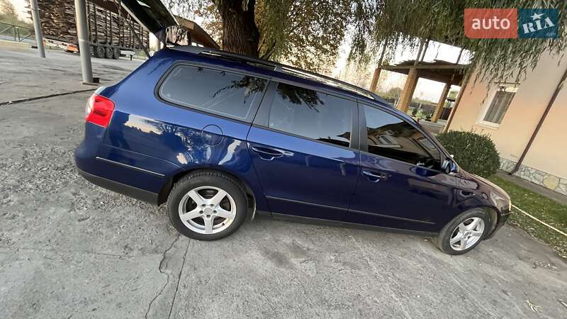 Універсал Volkswagen Passat 2005 в Івано-Франківську