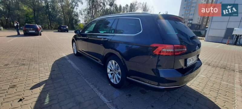 Універсал Volkswagen Passat 2017 в Сумах