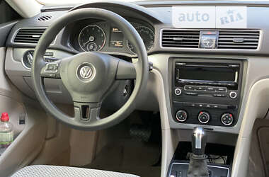 Седан Volkswagen Passat 2014 в 