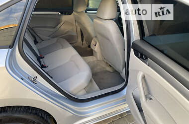 Седан Volkswagen Passat 2014 в 