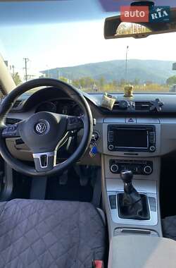 Седан Volkswagen Passat 2009 в 