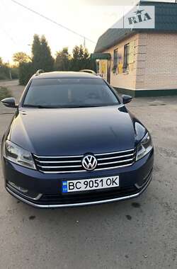 Універсал Volkswagen Passat 2011 в Борзні