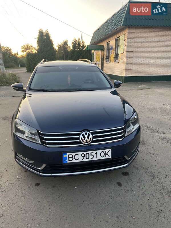 Volkswagen Passat 2011