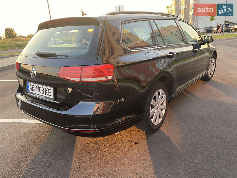 Універсал Volkswagen Passat 2016 в Вінниці