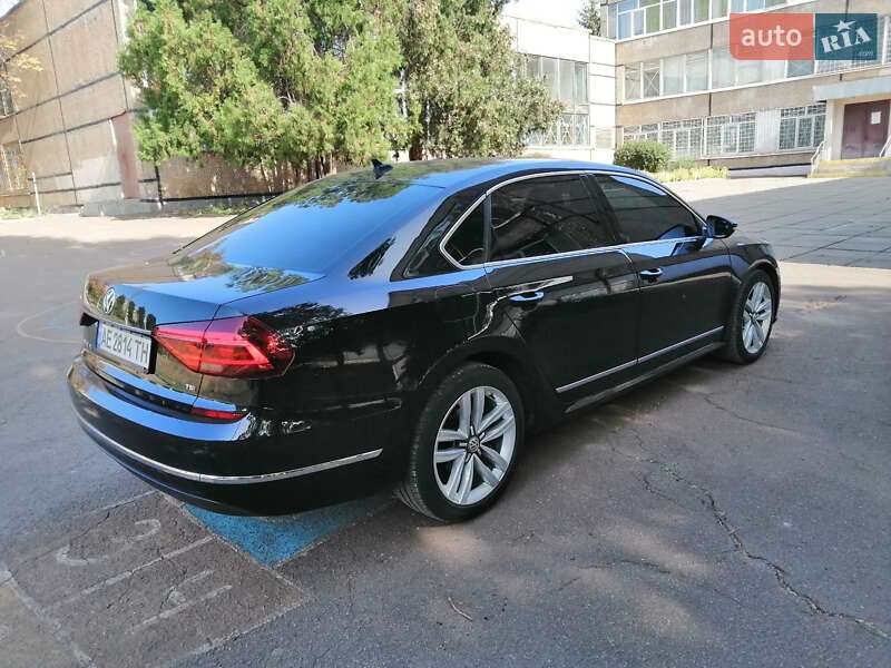 Седан Volkswagen Passat 2017 в Кривом Роге