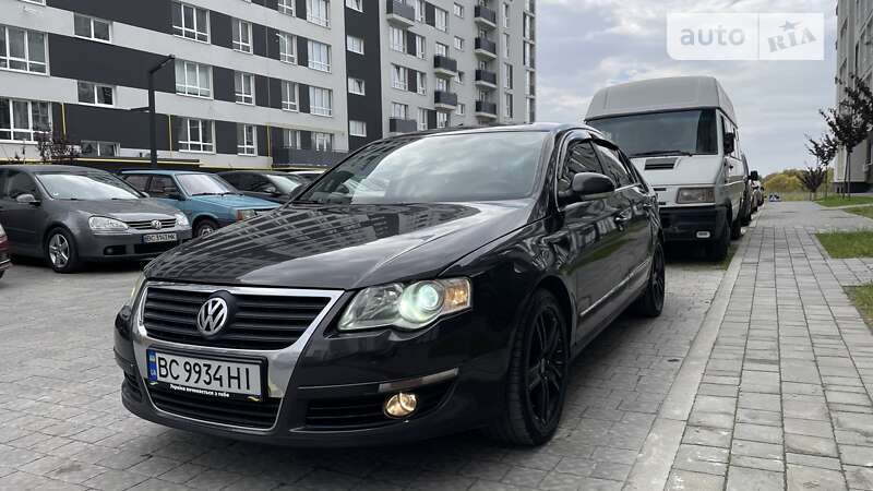 Минивэн Volkswagen Passat 2005 в Львове