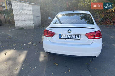 Седан Volkswagen Passat 2012 в Миколаєві