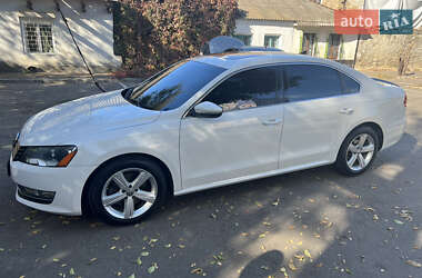 Седан Volkswagen Passat 2012 в Миколаєві