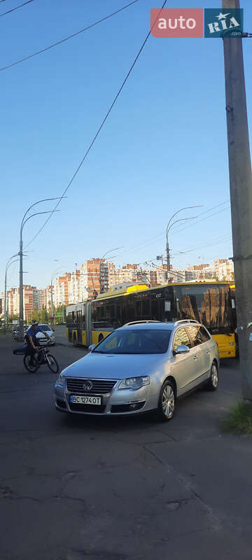 Універсал Volkswagen Passat 2007 в Києві