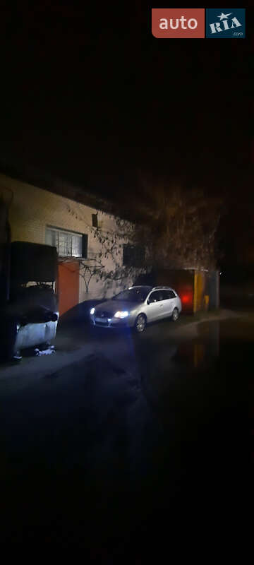 Універсал Volkswagen Passat 2007 в Києві