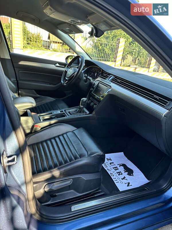 Універсал Volkswagen Passat 2016 в Чернівцях