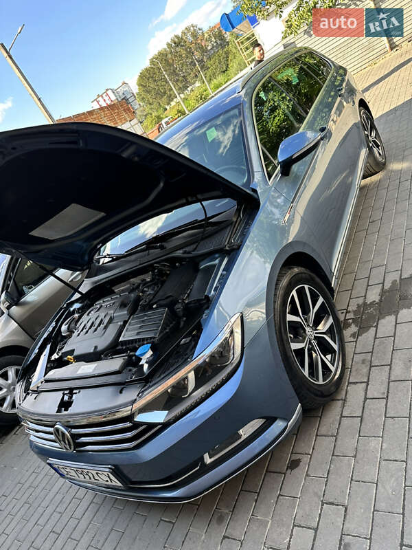 Універсал Volkswagen Passat 2016 в Чернівцях