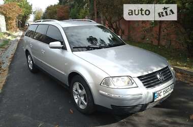 Универсал Volkswagen Passat 2003 в Самборе