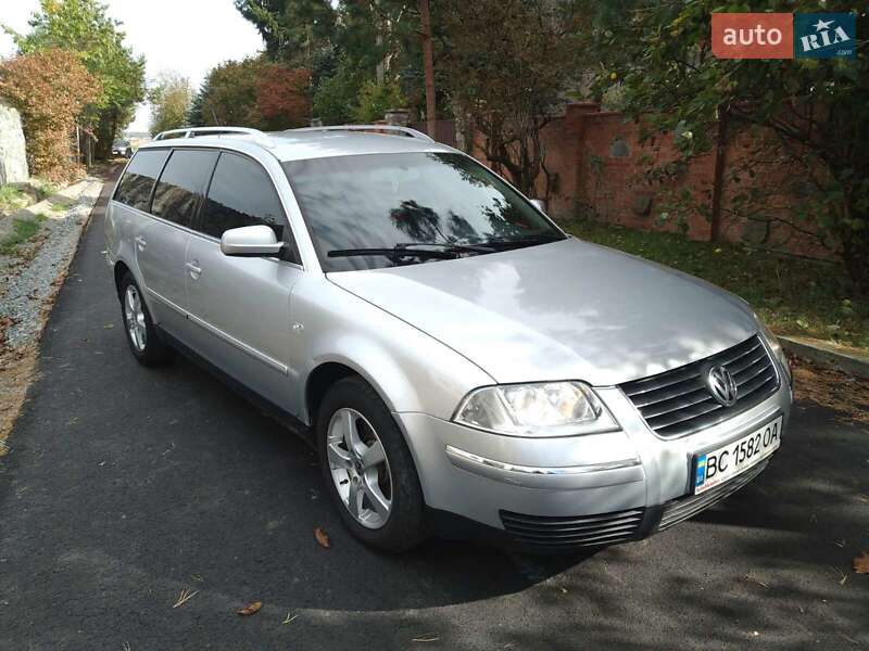 Универсал Volkswagen Passat 2003 в Самборе