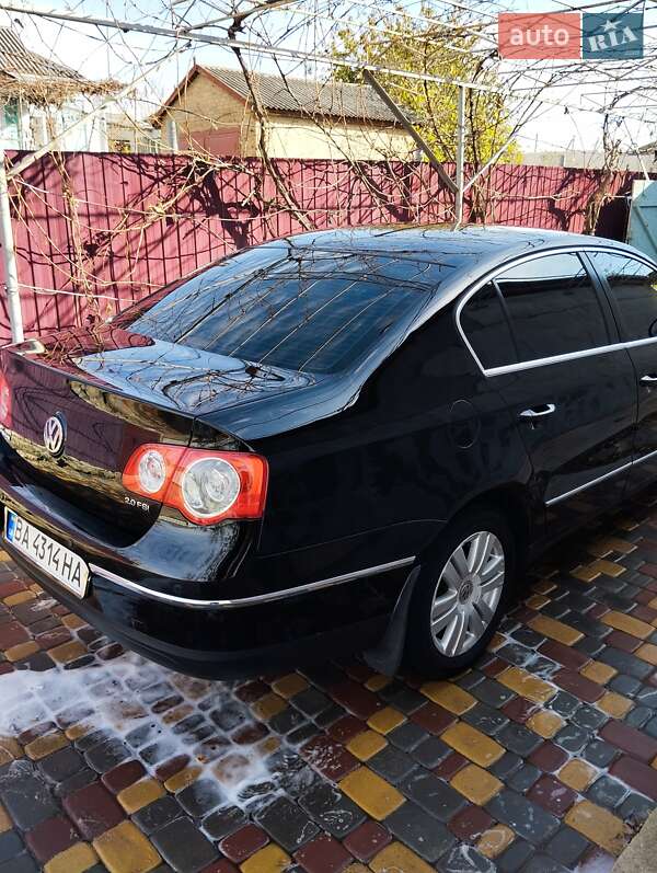 Седан Volkswagen Passat 2006 в Первомайске