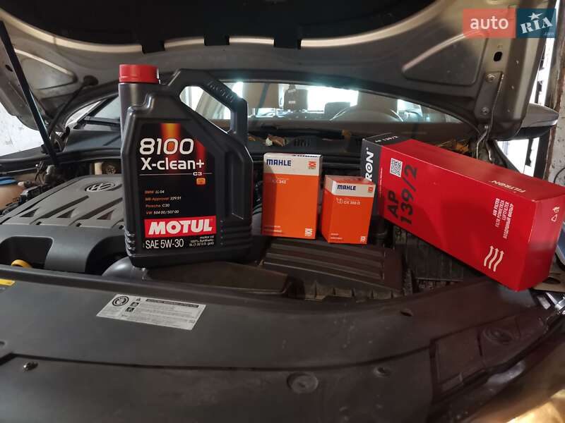 Універсал Volkswagen Passat 2014 в Вінниці