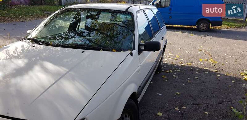 Універсал Volkswagen Passat 1992 в Черкасах