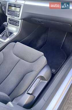Седан Volkswagen Passat 2010 в Киеве
