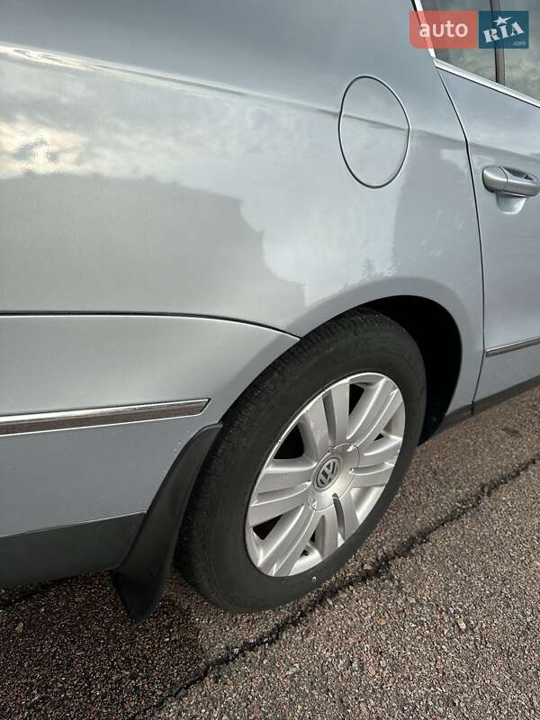 Седан Volkswagen Passat 2007 в Житомире