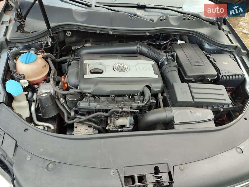 Универсал Volkswagen Passat 2011 в Чернигове