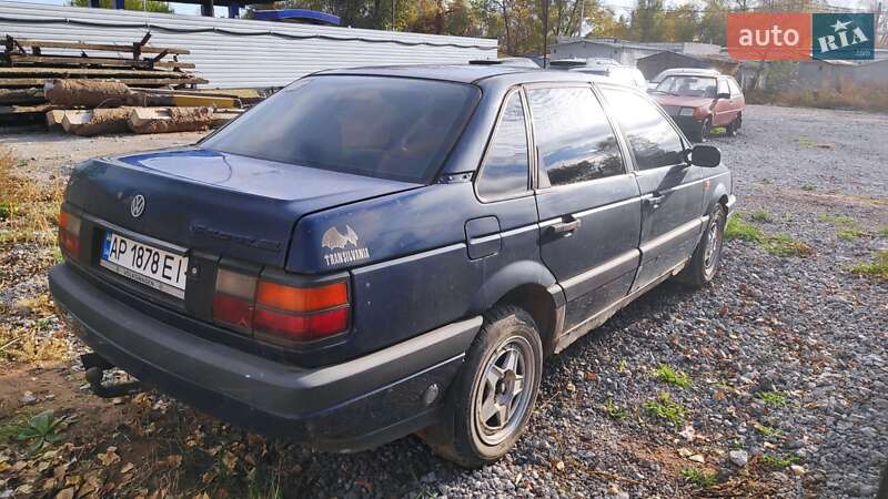 Седан Volkswagen Passat 1991 в Запоріжжі