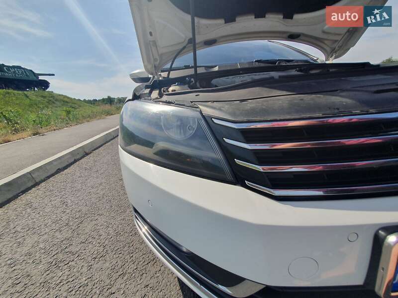 Седан Volkswagen Passat 2013 в Тальном