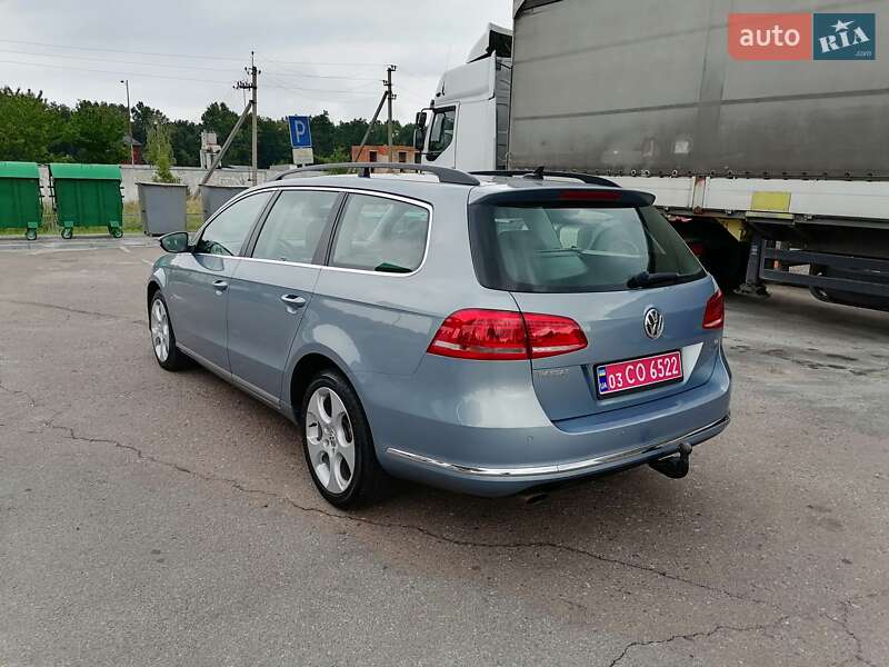 Універсал Volkswagen Passat 2011 в Києві