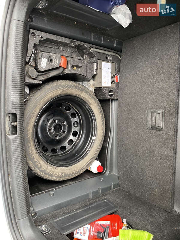 Универсал Volkswagen Passat 2006 в Днепре