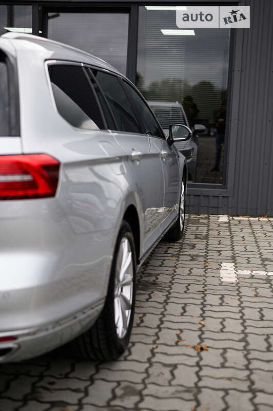 Універсал Volkswagen Passat 2018 в Львові