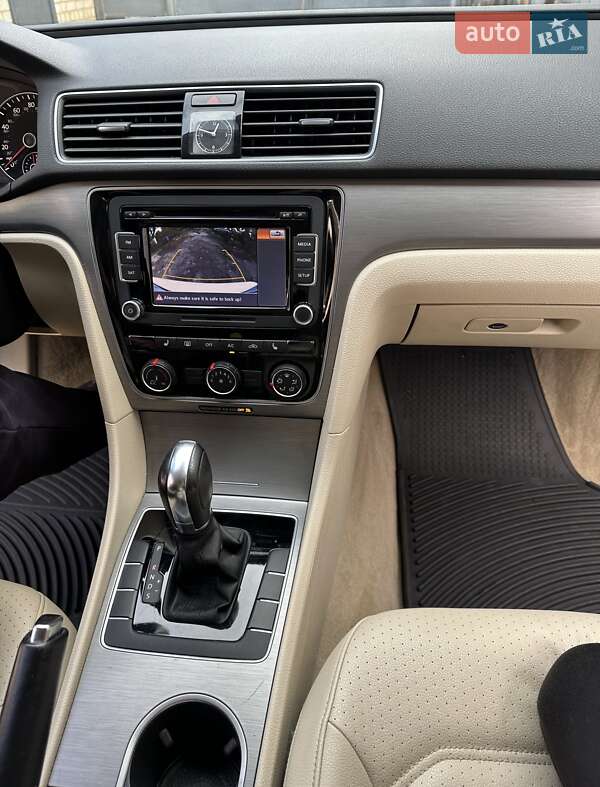 Седан Volkswagen Passat 2013 в Корсуне-Шевченковском фото 15 Седан Volkswagen Passat 2013 в Корсуне-Шевченковском