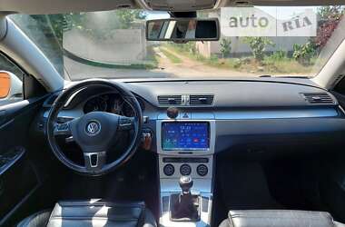 Универсал Volkswagen Passat 2009 в 
