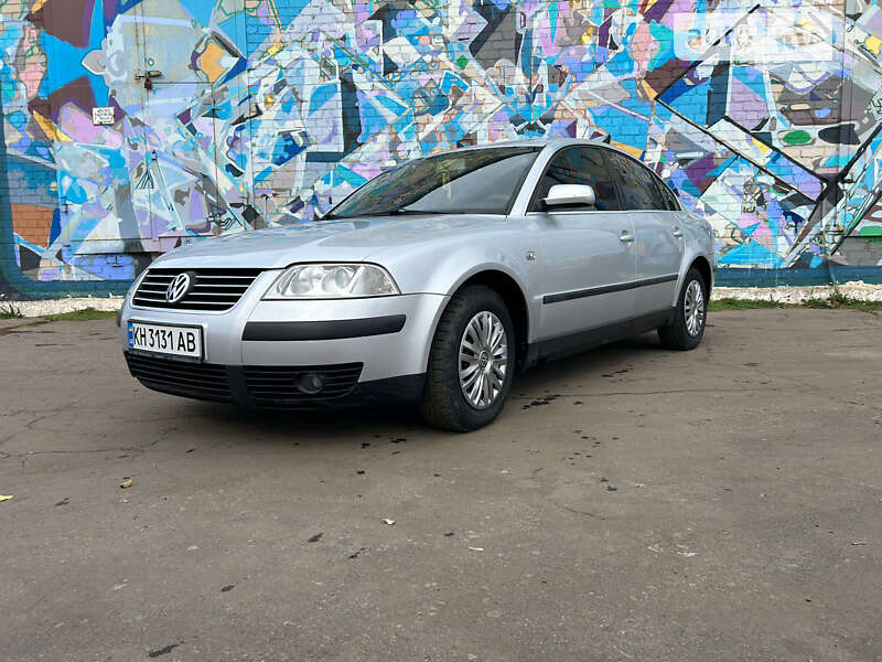 Седан Volkswagen Passat 2001 в Славянске