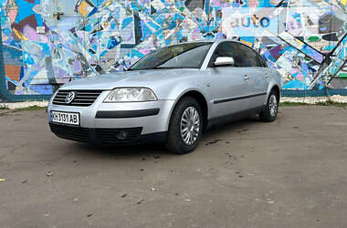 Седан Volkswagen Passat 2001 в Славянске