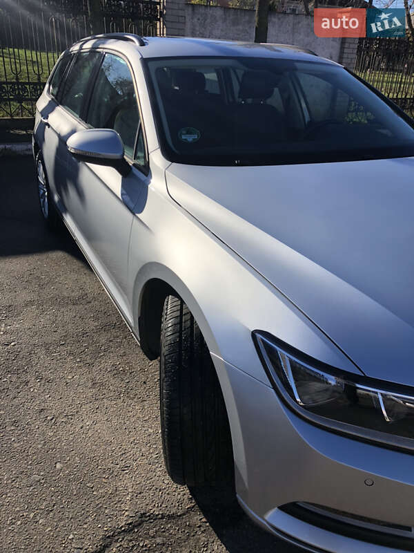 Универсал Volkswagen Passat 2018 в Кривом Роге фото 13 Универсал Volkswagen Passat 2018 в Кривом Роге