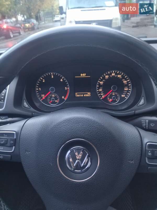 Седан Volkswagen Passat 2013 в Буске