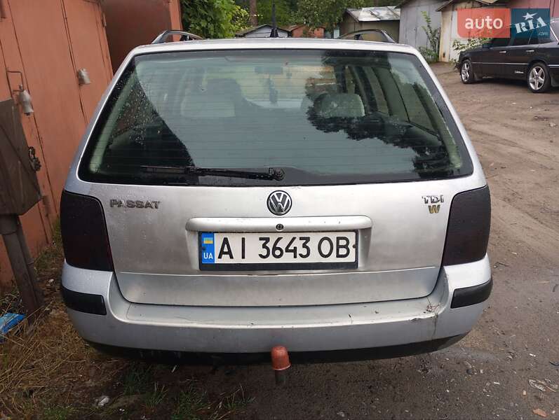 Універсал Volkswagen Passat 1998 в Вишгороді