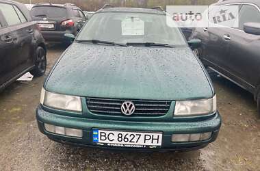 Універсал Volkswagen Passat 1995 в Львові