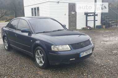 Седан Volkswagen Passat 1997 в Рахове