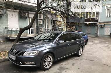 Volkswagen Passat 2011