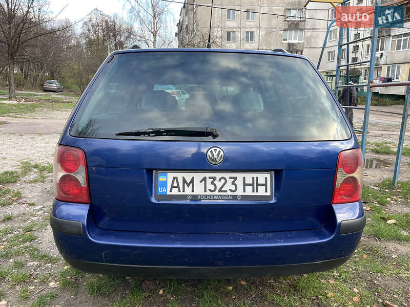 Универсал Volkswagen Passat 2003 в Житомире