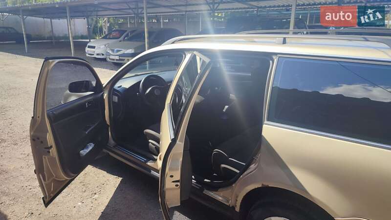 Універсал Volkswagen Passat 2003 в Краматорську