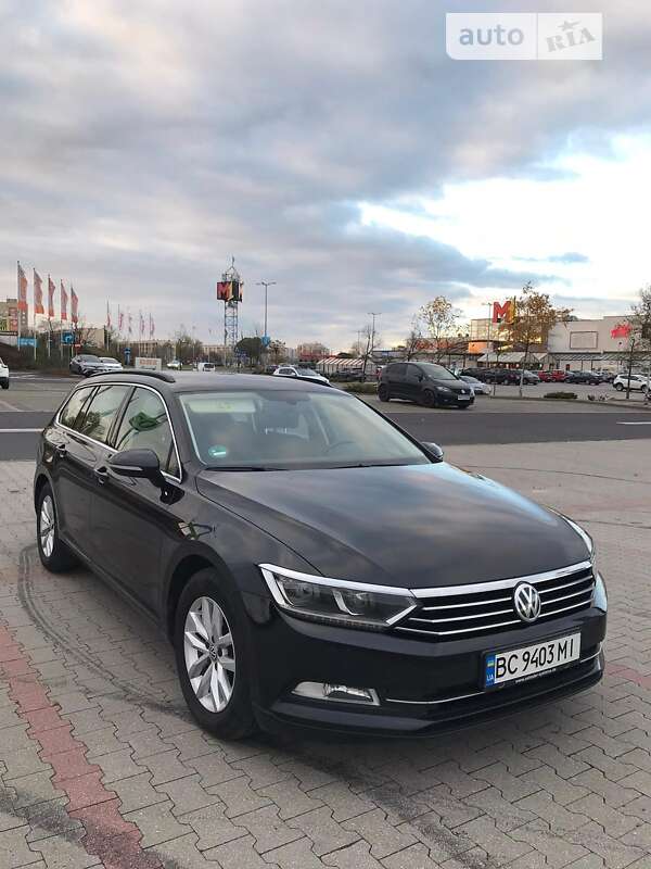 Универсал Volkswagen Passat 2015 в Львове