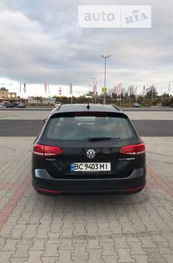 Универсал Volkswagen Passat 2015 в Львове